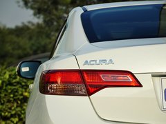 讴歌ILX 2013款 2.0L 自动 精锐版