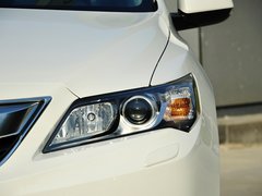 讴歌ILX 2013款 2.0L 自动 精锐版