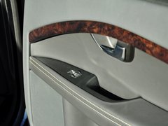 沃尔沃S80L 2014款 T5 2.0T 自动 智尊行政版