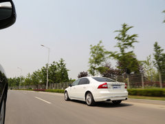 沃尔沃S80L 2014款 T5 2.0T 自动 智尊行政版