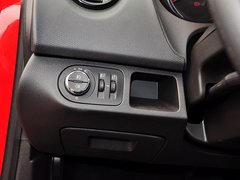 麦瑞纳 2013款 1.4T 自动 舒适型 5座
