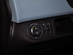 麦瑞纳 2013款 1.4T 自动 豪华型 5座