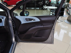 麦瑞纳 2013款 1.4T 自动 豪华型 5座