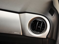中华H220 2014款 1.5L AMT 天窗型