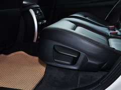 宝马5系GT 2014款 535i 3.0T AT 设计套装型