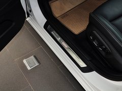 宝马5系GT 2014款 535i 3.0T AT 设计套装型