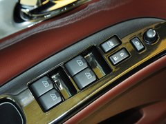 英菲尼迪QX50(进口) 2013款 2.5L 自动 四驱优雅版 5座