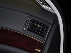 英菲尼迪Q70 2013款 2.5L 自动 舒适版