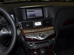 英菲尼迪Q70 2013款 2.5L 自动 舒适版