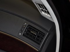 英菲尼迪Q70 2013款 2.5L 自动 雅致版
