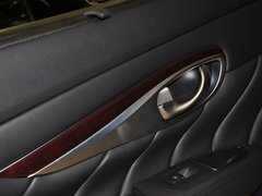 英菲尼迪Q70 2013款 2.5L 自动 雅致版