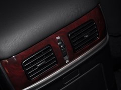 英菲尼迪Q70 2013款 2.5L 自动 雅致版