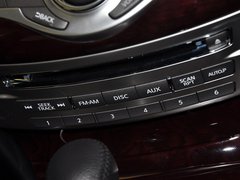 英菲尼迪Q70 2013款 2.5L 自动 雅致版