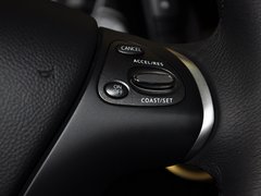 英菲尼迪Q70 2013款 2.5L 自动 雅致版