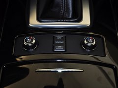 英菲尼迪QX70 2013款 3.7L 标准版
