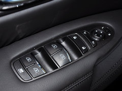 英菲尼迪QX80 2013款 5.6L 自动 4WD 7座