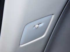 英菲尼迪QX80 2013款 5.6L 自动 4WD 7座