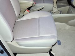 启辰D50 2013款 1.6L 手动 北斗导航版