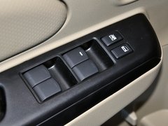 启辰D50 2013款 1.6L 手动 北斗导航版