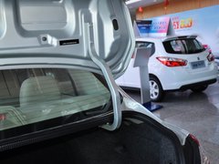 启辰D50 2013款 1.6L 手动 北斗导航版