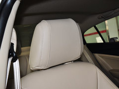 奔腾B50 2013款 1.8L 自动 尊贵型