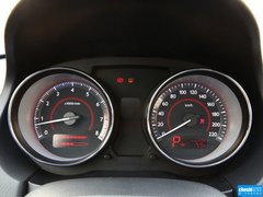 奔腾B50 2013款 1.8L 自动 尊贵型
