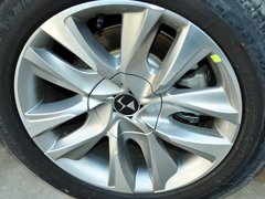 DS 5 2013款 1.6T 自动 豪华版 THP200