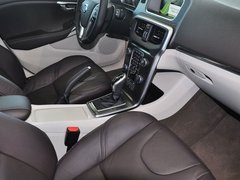 沃尔沃V40 2014款 2.0T 自动 智逸版