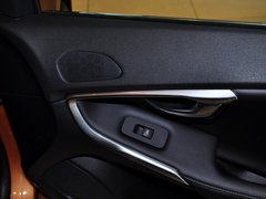 沃尔沃V40 2014款 2.0T 自动 智雅版
