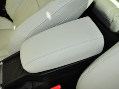 沃尔沃V40 2014款 2.0T 自动 智雅版