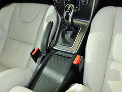 沃尔沃V40 2014款 2.0T 自动 智雅版