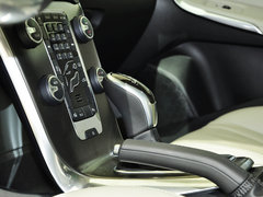 沃尔沃V40 2014款 2.0T 自动 智雅版