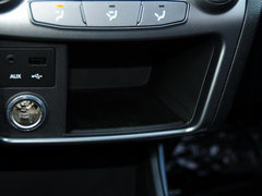 柯兰多 2014款 2.0L 手动 两驱 舒适导航版 5座