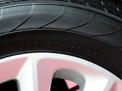 柯兰多 2014款 2.0L 手动 两驱 舒适导航版 5座