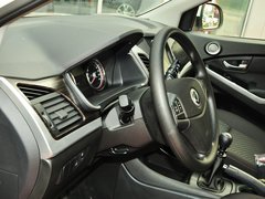 柯蘭多 2014款 2.0L 手動 兩驅 舒適導航版 5座