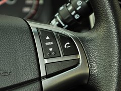 柯蘭多 2014款 2.0L 手動 兩驅 舒適導航版 5座