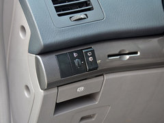 路帝 2014款 2.0T 自动 两驱豪华导航版 7座