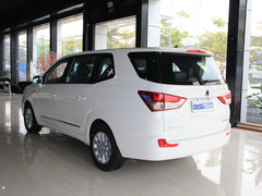 路帝 2014款 2.0T 自动 两驱豪华导航版 7座