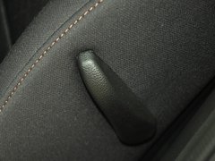柯兰多 2014款 2.0L 自动 两驱精英导航版 5座