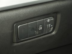 柯兰多 2014款 2.0L 自动 两驱精英导航版 5座