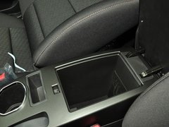 柯兰多 2014款 2.0L 自动 两驱精英导航版 5座