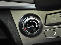 柯兰多 2014款 2.0L 自动 两驱精英导航版 5座