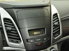 柯兰多 2014款 2.0L 自动 两驱精英导航版 5座