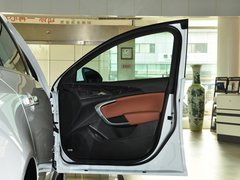 君威 2014款 2.0T 自动 GS纵情运动版