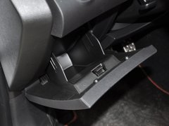 君威 2014款 2.0T 自动 GS纵情运动版