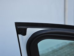 君威 2014款 2.0T 自动 GS豪情运动版