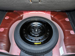 君威 2014款 2.4L 自动 SIDI豪华时尚型