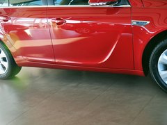 君威 2014款 1.6T 自动 时尚技术型