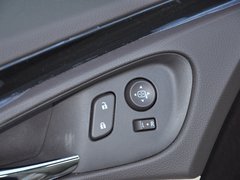 君威 2014款 2.0L 自动 精英时尚型