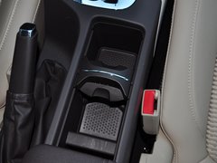 君威 2014款 2.0L 自动 领先时尚型